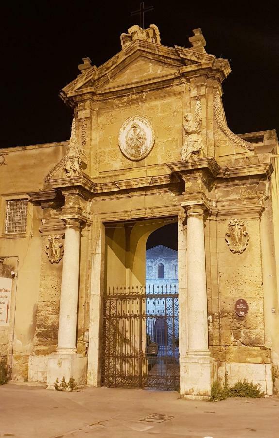 Casa Dei Lylium Apartment Palermo Exterior photo